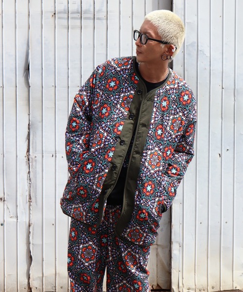 moyan ecri(モヤン エクリ)の「<moyan ecri>リバーシブルキルトナイロンブルゾンREVERSIBLE QUILT BLOUSON(ブルゾン・メンズ・ライトカーキ/ダークカーキ/ブラック系その他・FREE)」の12枚目の写真