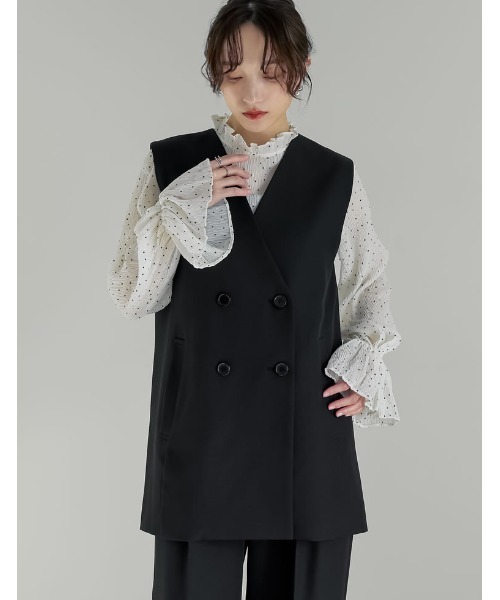 Re:EDIT(リエディ)の「ツイルバックベルトデザインベスト(ダウンベスト・レディース・ベージュ/ネイビー/ブラック・LARGE/MEDIUM)」の2枚目の写真