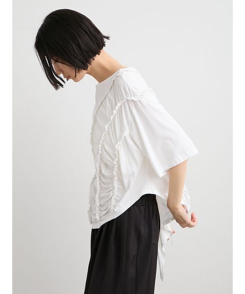 MIESROHE（ミースロエ）の「【洗える】【Nuriコラボ】ギャザーカットトップス（Tシャツ/カットソー・レディース・ブラック/ホワイト・F）」の8枚目の写真