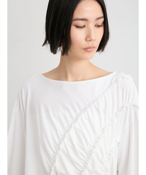 MIESROHE（ミースロエ）の「【洗える】【Nuriコラボ】ギャザーカットトップス（Tシャツ/カットソー・レディース・ブラック/ホワイト・F）」の9枚目の写真