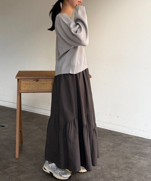 Chez toi（シェトワ）の「スエードティアードフレアスカート（スカート・レディース・カーキ/チャコールグレー/ベージュ・FREE）」の16枚目の写真