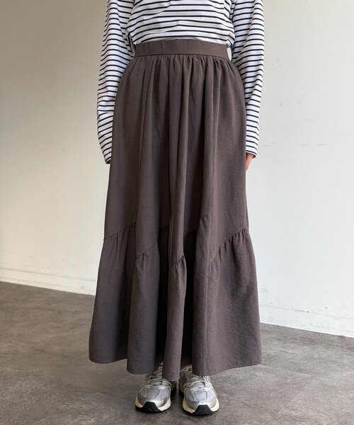 Chez toi（シェトワ）の「スエードティアードフレアスカート（スカート・レディース・カーキ/チャコールグレー/ベージュ・FREE）」の18枚目の写真