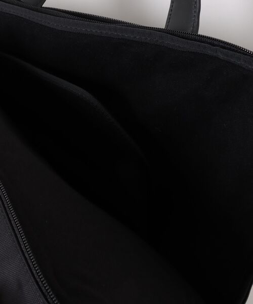 ZERO HALLIBURTON（ゼロハリバートン）の「ビジネスリュック ＺＥＳＴ３ 19/24L B4サイズ 15.6インチPC 2気室 81736（ビジネスバッグ・メンズ・ブルーグレー/ブラック・FREE）」の6枚目の写真