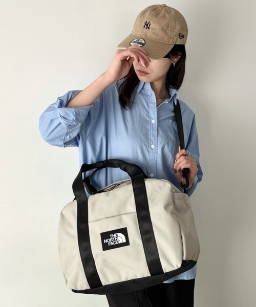 THE NORTH FACE（ザノースフェイス）の「THE NORTH FACE(ザ・ノースフェイス)/大容量 2WAY ヘリテージ カーゴ ボストン ショルダーバッグ/HERITAGE CARGO_PLUS（ショルダーバッグ・レディース・グレイッシュベージュ/ブラック・FREE）」の12枚目の写真