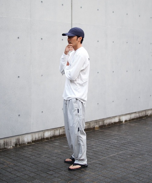 Snow Peak（スノーピーク）の「【オンライン限定】Snow Peak Logo Pocket L/S T-Shirt 長袖 ロンT Tシャツ（Tシャツ/カットソー・メンズ・ブラック/ネイビー/オフホワイト・M/S/XL/L/XXL）」の5枚目の写真