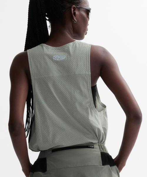 MENASOO（ミナス）の「VENODE Three Track Logo Active Sleeve_Beige（Tシャツ/カットソー・レディース・Beige・1/2）」の12枚目の写真