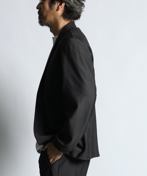 The DUFFER of ST.GEORGE（ザダファーオブセントジョージ）の「【WEB限定アイテム】SET UP COMFORT JERSEY JACKET：セットアップ対応 コンフォート ジャージジャケット（テーラードジャケット・メンズ・グレー/ブラック・X-LARGE/LARGE/MEDIUM/SMALL）」の7枚目の写真