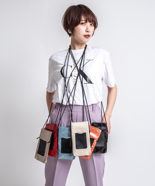 Jack Gomme(ジャックゴム)の「【JACK GOMME】スマートフォンホルダー LIKID(ショルダーバッグ・レディース・レッド/コーラル/シャンパン/ブラック/アイボリー/ライトブルー・FREE)」の15枚目の写真