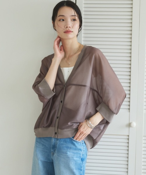 Doux archives(ドゥアルシーヴ)の「【ZOZO限定】トリコットシフォンドルマンカーディガン(シャツ/ブラウス・レディース・ブラウン/ブラック・FREE)」の2枚目の写真