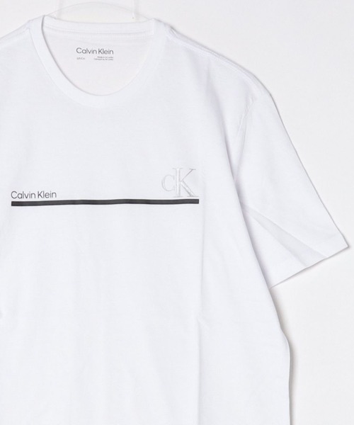 Calvin Klein(カルバン・クライン)の「Calvin Klein / カルバンクライン SS HD MONOGRAM CREWNK TEE モノグラム 半袖クルーネックTシャツ(Tシャツ/カットソー・メンズ・ブラック/ホワイト・L/M/S)」の1枚目の写真