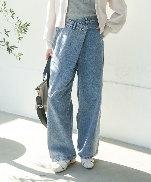 Bou Jeloud(ブージュルード)の「アシメラップデニムパンツ(デニムパンツ・レディース・ブラック/ブルー・MEDIUM)」の6枚目の写真