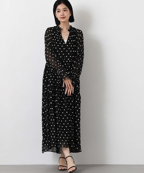 Gready Brilliant（グレディブリリアン）の「花刺繍ティアードワンピ（ワンピース・レディース・ブラック×ホワイト・38）」の2枚目の写真