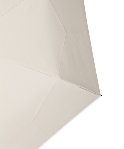 ADAM ET ROPE'（アダムエロペ）の「形状記憶折りたたみ晴雨兼用傘/遮光（折りたたみ傘・レディース・ブラック/グレー・FREE）」の13枚目の写真