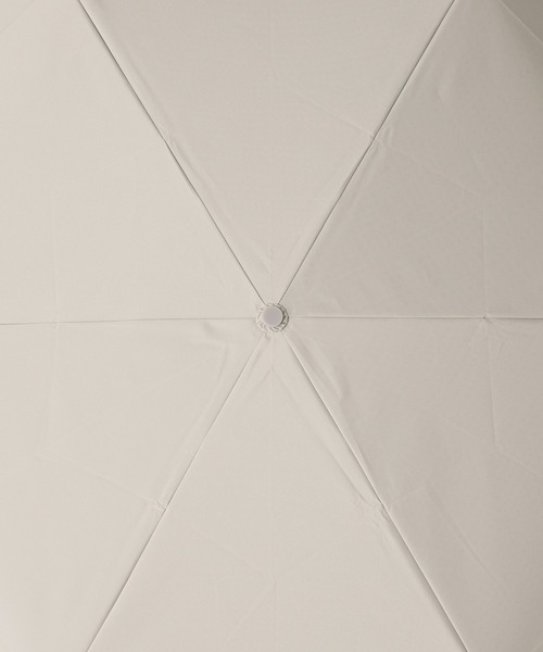 ADAM ET ROPE'（アダムエロペ）の「形状記憶折りたたみ晴雨兼用傘/遮光（折りたたみ傘・レディース・ブラック/グレー・FREE）」の14枚目の写真