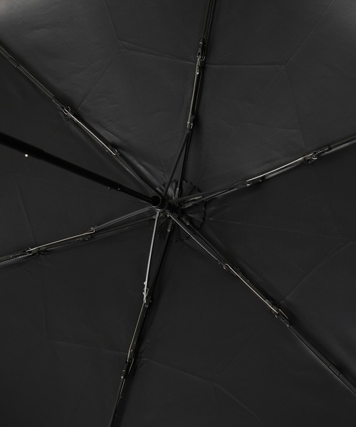ADAM ET ROPE'（アダムエロペ）の「形状記憶折りたたみ晴雨兼用傘/遮光（折りたたみ傘・レディース・ブラック/グレー・FREE）」の15枚目の写真