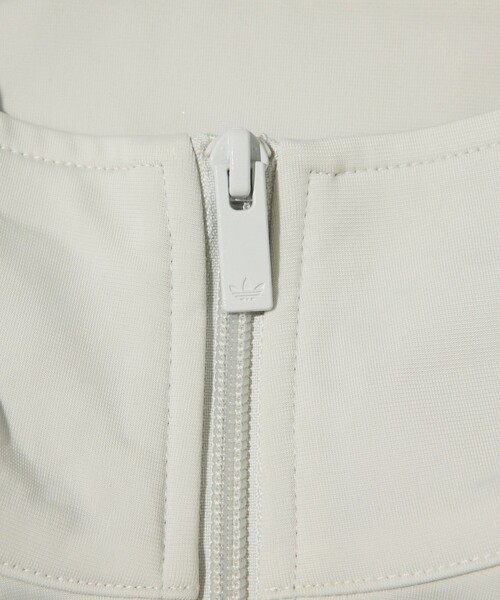 adidas(アディダス)の「adidas/アディダス 【Exclusive/販路限定】 FIREBIRD TRACK TOP(ブルゾン・メンズ・ライトグレー・SMALL/MEDIUM/LARGE/X-LARGE/XX-LARGE)」の8枚目の写真