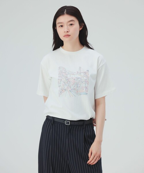 BEAMS HEART(ビームスハート)の「カラフルプリント Tシャツ(Tシャツ/カットソー・レディース・チャコールグレー/レッド/オフホワイト・FREE)」の7枚目の写真