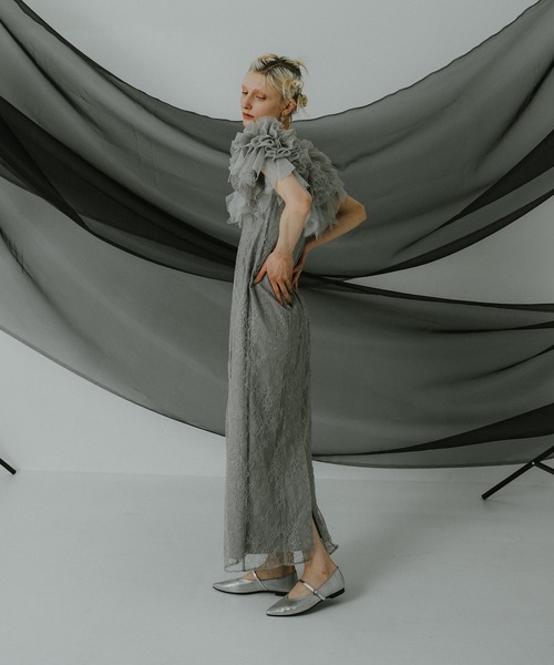 et.UNiVER(エトユニベール)の「Noir glitter off shoulder dress(ドレス・レディース・グレー/チャコール/イエロー・SMALL/MEDIUM/LARGE)」の16枚目の写真