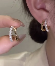 パールニュアンスピアス