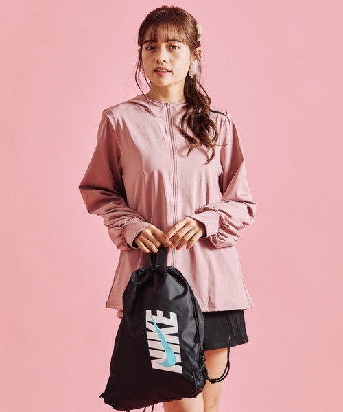 San-ai Resort 三愛水着楽園(サンアイリゾート サンアイミズギラクエン)の「【NIKE】ナイキ 水陸両用 26SSプールバッグ/ナイキブランドロゴ/2026新作ナイキ ドローストプールバッグ(スイムグッズ・レディース・グレー/ブラック系その他/ラベンダー/ネイビー/ミント/ブラック系その他2・ONE SIZE)」の12枚目の写真