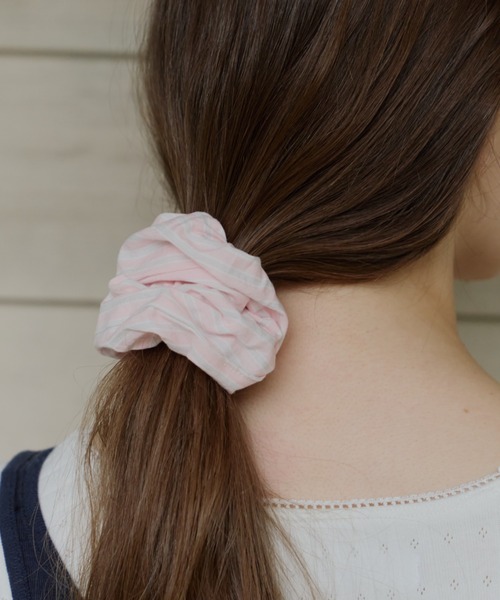 GIUNON(ジウノン)の「pastel stripe scrunchie / パステルストライプシュシュ(シュシュ・レディース・ピンク/ブルー/ベージュ/ライトブルー・FREE)」の4枚目の写真