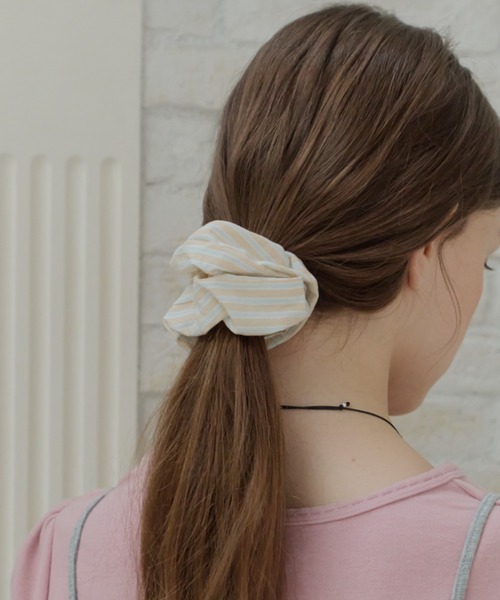 GIUNON(ジウノン)の「pastel stripe scrunchie / パステルストライプシュシュ(シュシュ・レディース・ピンク/ブルー/ベージュ/ライトブルー・FREE)」の7枚目の写真