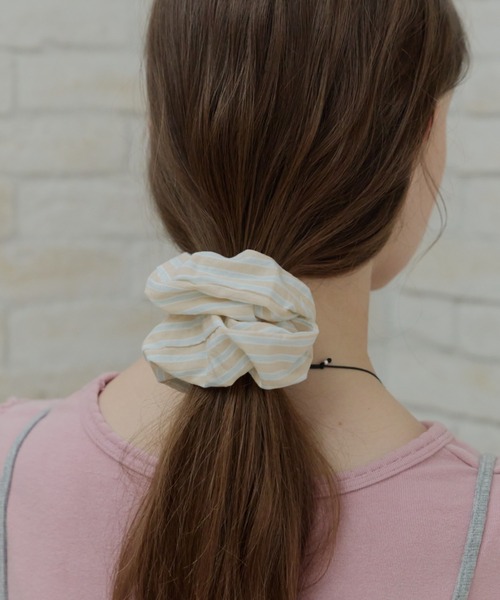 GIUNON(ジウノン)の「pastel stripe scrunchie / パステルストライプシュシュ(シュシュ・レディース・ピンク/ブルー/ベージュ/ライトブルー・FREE)」の11枚目の写真