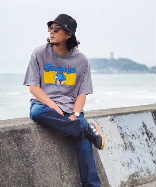Leyline(レイライン)の「【Leyline】good view sundays tee / ウォッシュ加工 ヴィンテージライク グラフィックT(Tシャツ/カットソー・メンズ・ブラック/グレー・XL/L/M)」の1枚目の写真