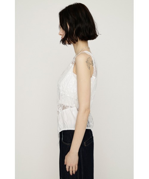 SLY(スライ)の「ASYMMETRY PATCHWORK LACE GILET アシンメトリーパッチワークレースジレ 春服 夏服(シャツ/ブラウス・レディース・オフホワイト/ブラック・FREE)」の6枚目の写真