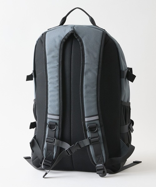 Reebok(リーボック)の「【Reebok/リーボック】【通勤・通学にちょうどいい27L A4サイズ対応】マルチポケットバックパック PC収納ポケット付き スポーツ ジム ストリート スポーティー リュック(バックパック/リュック・メンズ・チャコールグレー/アイボリー/ブラック・FREE)」の8枚目の写真