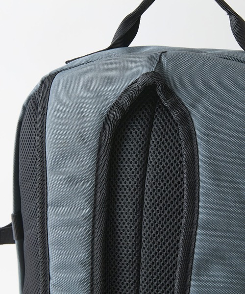 Reebok(リーボック)の「【Reebok/リーボック】【通勤・通学にちょうどいい27L A4サイズ対応】マルチポケットバックパック PC収納ポケット付き スポーツ ジム ストリート スポーティー リュック(バックパック/リュック・メンズ・チャコールグレー/アイボリー/ブラック・FREE)」の10枚目の写真