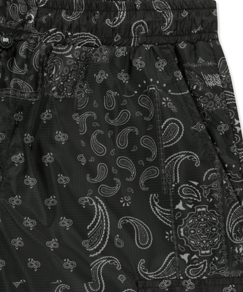 BROWNBREATH(ブラウンブレス)の「PAISLEY SHORTS - BLACK(その他パンツ・レディース・その他・SMALL/MEDIUM/LARGE/X-LARGE)」の4枚目の写真