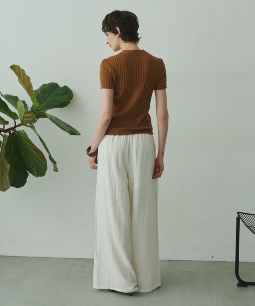 Plumel(プルメル)の「V-Neck Rib Knit T Tops / VネックリブニットTトップス(ニット/セーター・レディース・ブラウン/アイボリー/ライトブルー・MEDIUM)」の18枚目の写真