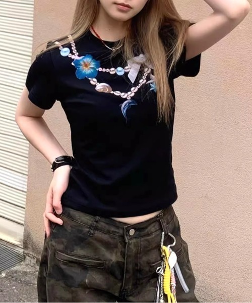 SHEENA（シーナ）の「パールネックレスプリントフィットTシャツ（Tシャツ/カットソー・レディース・ホワイト/ブラック・M）」の14枚目の写真