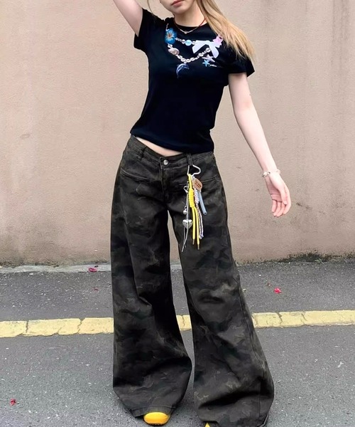 SHEENA（シーナ）の「パールネックレスプリントフィットTシャツ（Tシャツ/カットソー・レディース・ホワイト/ブラック・M）」の16枚目の写真
