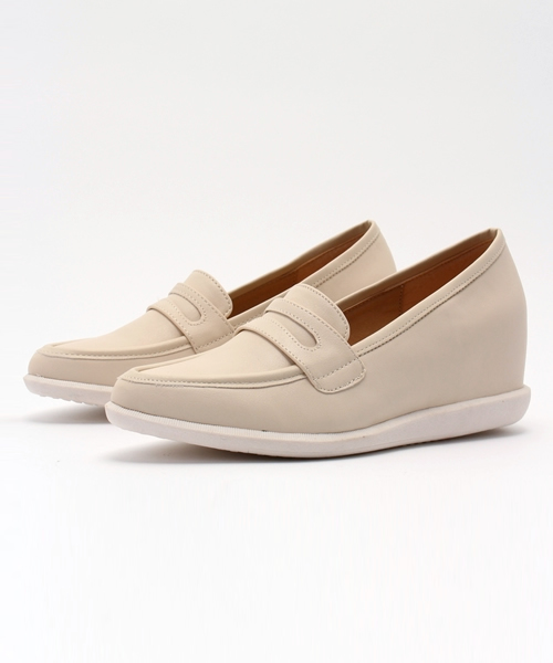 Noubel Voug Relax（ヌーベルヴォーグリラックス）の「ホワイトソール　インヒール　ローファースニーカー（ローファー・レディース・アイボリー/ブラック/ネイビー・M/L/LL/S）」の2枚目の写真