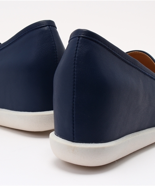 Noubel Voug Relax（ヌーベルヴォーグリラックス）の「ホワイトソール　インヒール　ローファースニーカー（ローファー・レディース・アイボリー/ブラック/ネイビー・M/L/LL/S）」の10枚目の写真