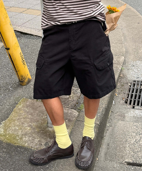 WMC(ダブリューエムシー)の「ヴィンテージウォッシングカーゴバミューダパンツ_BLACK(その他パンツ・メンズ・ブラック・34/30(M)/32(L))」の1枚目の写真