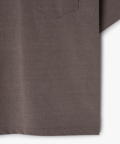 WEST GRAND BOULEVARD（ウエストグランドブルバード）の「アーバンピグメントワンポケットクロップTシャツCOCOA（Tシャツ/カットソー・メンズ・その他・MEDIUM/LARGE/X-LARGE）」の6枚目の写真