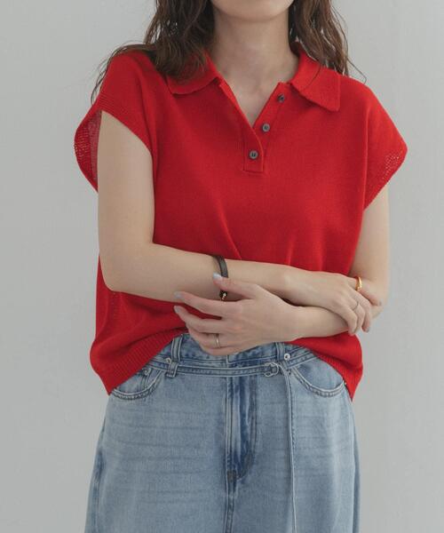 URBAN RESEARCH DOORS（アーバンリサーチドアーズ）の「『WEB限定』フレンチスリーブポロニット（ニット/セーター・レディース・ベージュ/レッド/ブラック・FREE）」の3枚目の写真
