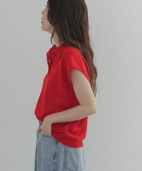 URBAN RESEARCH DOORS（アーバンリサーチドアーズ）の「『WEB限定』フレンチスリーブポロニット（ニット/セーター・レディース・ベージュ/レッド/ブラック・FREE）」の12枚目の写真