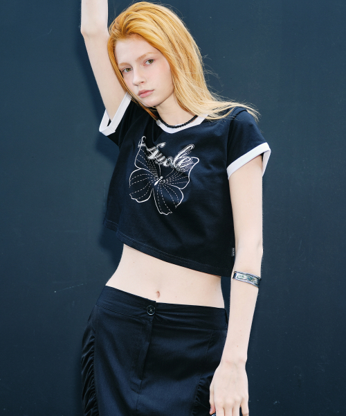 NICK&NICOLE(ニックアンドニコール)の「BUTTERFLY RINGER CROP TOP_BLACK(Tシャツ/カットソー・レディース・その他・FREE)」の2枚目の写真