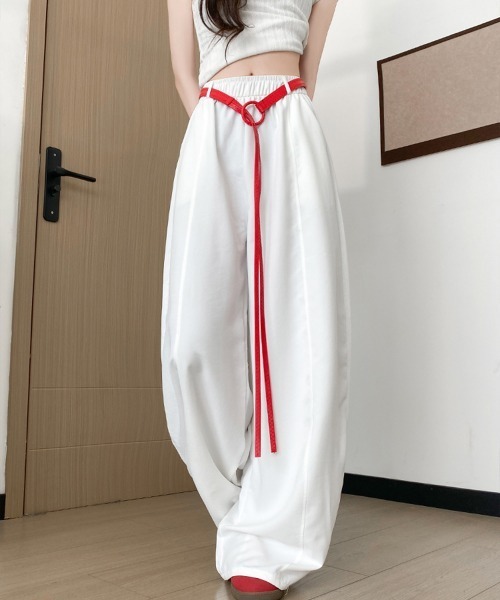 Miniministore(ミニミニストア)の「ワイドカーブパンツカーゴイージーパンツ夏(デニムパンツ・レディース・ベージュ/ホワイト/ネイビー/ブラック・FREE)」の14枚目の写真
