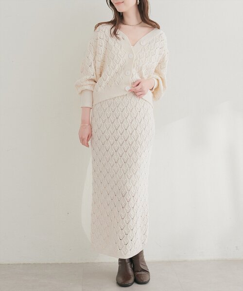 natural couture(ナチュラルクチュール)の「【6/12~6/14限定受注販売】前後2WAYケーブル編みニット(ニット/セーター・レディース・チャコールグレー/ブラック/アイボリー/ボルドー・FREE)」の11枚目の写真