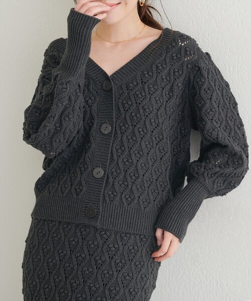 natural couture(ナチュラルクチュール)の「【6/12~6/14限定受注販売】前後2WAYケーブル編みニット(ニット/セーター・レディース・チャコールグレー/ブラック/アイボリー/ボルドー・FREE)」の15枚目の写真