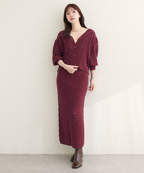 natural couture(ナチュラルクチュール)の「【6/12~6/14限定受注販売】前後2WAYケーブル編みニット(ニット/セーター・レディース・チャコールグレー/ブラック/アイボリー/ボルドー・FREE)」の8枚目の写真