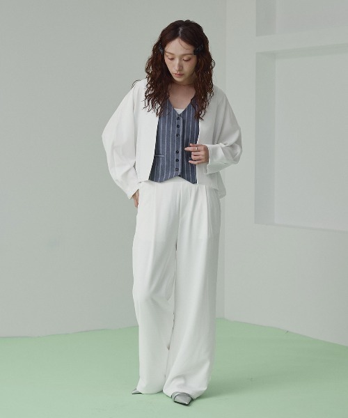 W:Huku（フーク）の「【W:Huku / イージーライトシリーズ】ノーカラー ドルマン ジャケット（ノーカラージャケット・レディース・オフホワイト/チャコール/ブラウン・FREE）」の11枚目の写真