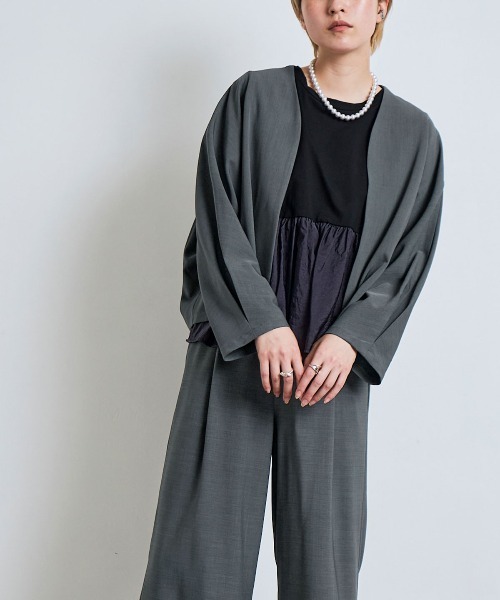 W:Huku（フーク）の「【W:Huku / イージーライトシリーズ】ノーカラー ドルマン ジャケット（ノーカラージャケット・レディース・オフホワイト/チャコール/ブラウン・FREE）」の12枚目の写真