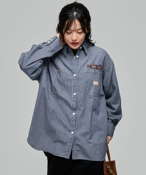KRIFF MAYER Lady's Collection(クリフメイヤーレディースコレクション)の「カバーオール風デニムシャツチュニック(シャツ/ブラウス・レディース・ストライプ/ブラック/ダークブルー/ライトブルー・MEDIUM/LARGE)」の4枚目の写真