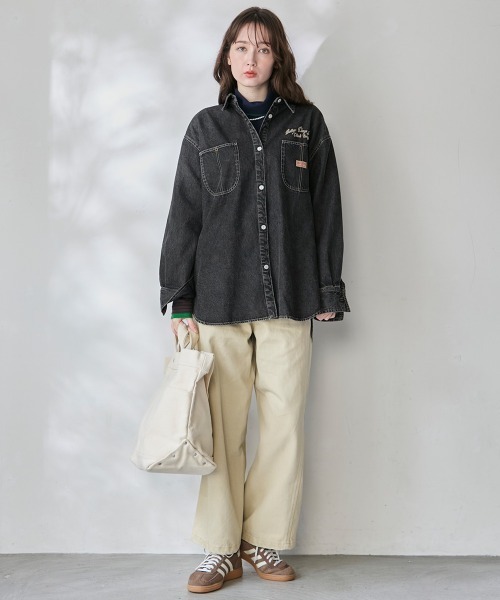 KRIFF MAYER Lady's Collection(クリフメイヤーレディースコレクション)の「カバーオール風デニムシャツチュニック(シャツ/ブラウス・レディース・ストライプ/ブラック/ダークブルー/ライトブルー・MEDIUM/LARGE)」の6枚目の写真